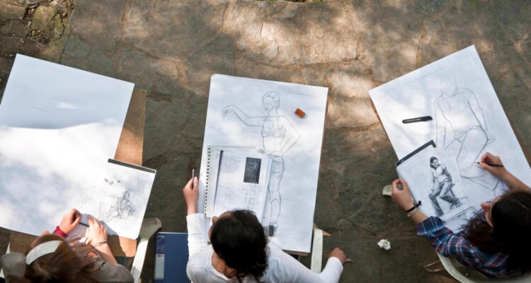 Complete Guide to Visual Arts Colleges in SP. Photo: br.depositphotos.com.